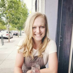 Meet your Posher, Hannah